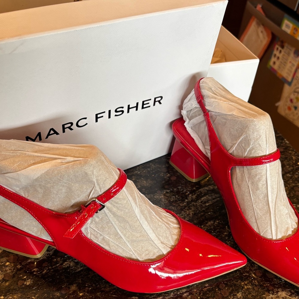 Mark Fisher Luminos Pumps NEW/tags/receipt!  Size 10 red!  Mary Jane, slingback